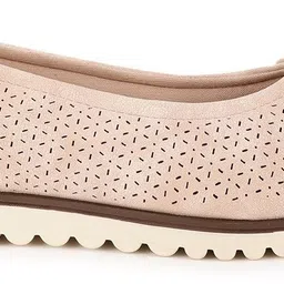 bata Bellies For Women image 2
