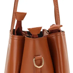 daq Women Tan Shoulder Bag image 4