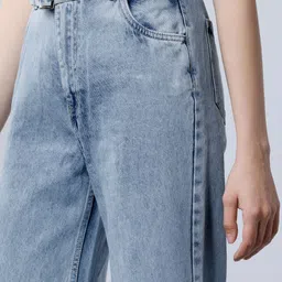 tokyo talkies Women Flared Mid Rise Blue Jeans image 4