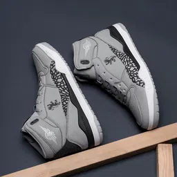 Red Tape Men Mid Top Printed Slip-Resistant Basics Sneakers image 1