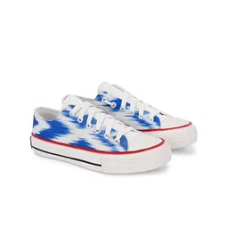 CROWCIA LONDON Women Printed Slip-On Sneakers-picture-22