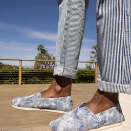 TOMS Women Navy Blue Textured Slip-On Sneakers-image-23