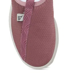 plaeto Textured Comfort Insole Lightweight Slip-On Sneakers image 4