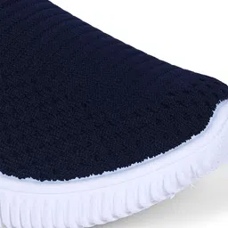 KATS Kids Textured Antibacterial Comfort Insole Contrast Sole Slip-On Sneakers image 3