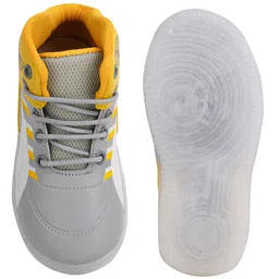 BAESD Kids Colourblocked LED Lightweight Sneakers image 5