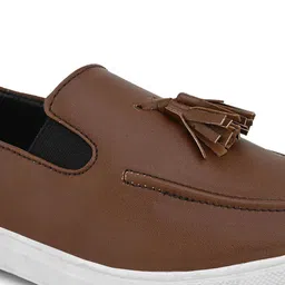 HAKKEL Men Round Toe Comfort Insole Lightweight Slip-On Sneakers image 2