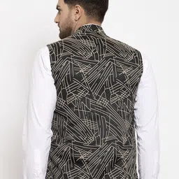 KLOTTHE Men Black & Beige Nehru Jackets image 4