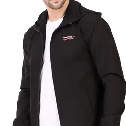 Signature fit Solid Men Wind Cheater image 3