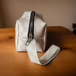 karni cosmos Girls Grey Pouch image 2