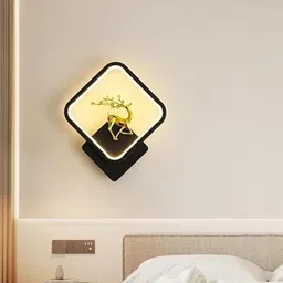zingy Wallchiere Wall Lamp With Bulb image 1