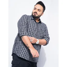 hardsoda Men Regular Fit Checkered Cut Away Collar Casual Shirt-picture-24