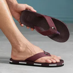 vokline Men Clogs Sandal image 4