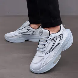 white walkers ULTRASOFT ACTIVEWALK Sneakers For Men image 2