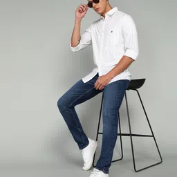 levi's Men Tapered Fit Mid Rise Blue Jeans image 2