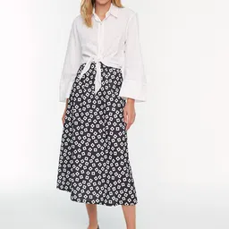 Trendyol Women Black & White Printed A-Line Midi Skirt image 1