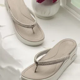 elle Women Wedges Sandal image 2