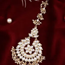 AQUASTREET JEWELS Gold-Plated & White Kundan-Studded Maang Tikka image 2