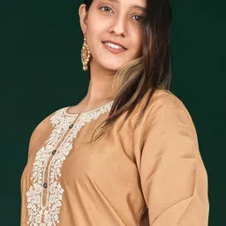 Abhilasha Women Embroidered Modal Chanderi Kurta image 2