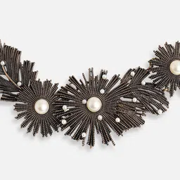 SOHI Gold-Plated Black Designer Stone Statement Necklace image 3