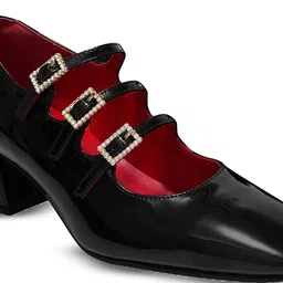 THE WHITE POLE Pointed Toe Buckles Detail Block Heeled Pumps image 2