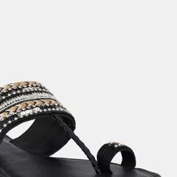 Forever Glam by Pantaloons Embellished One Toe Flats image 4