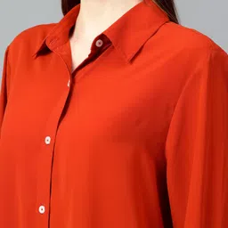 kotty Women Oversized Fit Solid Spread Collar Casual Shirt image 3