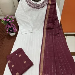 m i textile Women Cotton Blend Kurti Pant Dupatta Set image 1