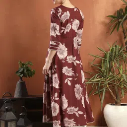 da vastraagaar Viscose Rayon Stitched Anarkali Gown image 2