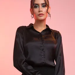 tokyo talkies Women Regular Fit Solid Cut Away Collar Casual Shirt image 2