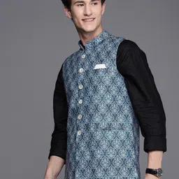 manyavar Printed Men Waistcoat image 3