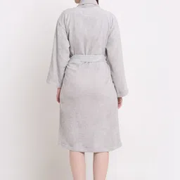 creeva Silver Medium Bath Robe image 2
