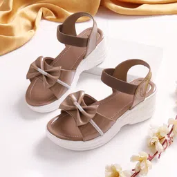 cst lifestyle Women Heels Sandal-picture-23