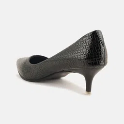 Mast & Harbour Black Textured Pointed Toe Kitten Heeled Pumps image 4