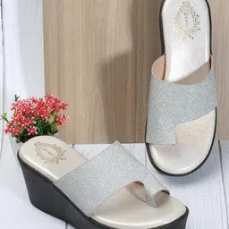 denill Women Wedges Sandal-picture-30