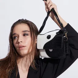 HAUTE SAUCE Women Colourblocked Structured Quilted Satchel Bag-picture-15