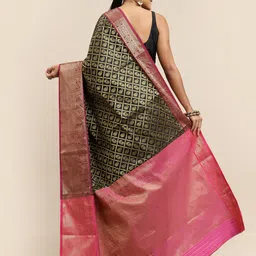 Royal Rajgharana Saree Black & Pink Woven Design Zari Silk Blend Banarasi Sarees image 3