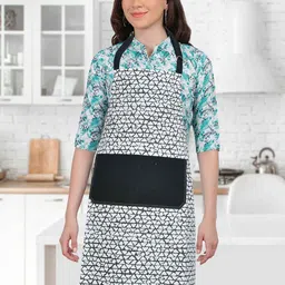 Ode & Cleo Black & White 3 Pieces Printed Cotton Apron With Glove & Pot Holder image 5