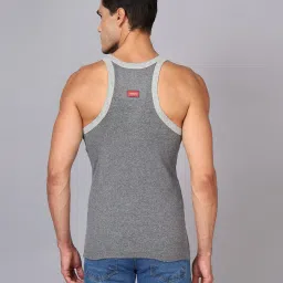 uomos Scoop-Neck Cotton Vest image 2