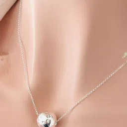 V FASHION JEWELLERY Unisex Silver-Plated Pearls Studded Chain image 2