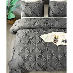 the white moss Marquis Pleat Pinch luxurious AC King Comforter with 2 Pillow Cover image 5