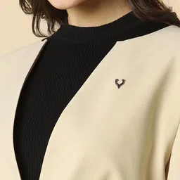 Allen Solly Woman Single-Breasted Casual Blazer image 3