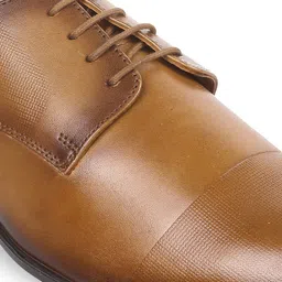 Mochi Men Textured Leather Formal Derbys image 4