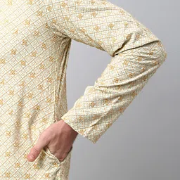 Jompers Ethnic Motifs Embroidered Mandarin Collar Chikankari Cotton Straight Kurta image 4