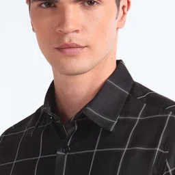 Flying Machine Slim Fit Windowpane Checked Twill Weave Pure Cotton Casual Shirt image 2