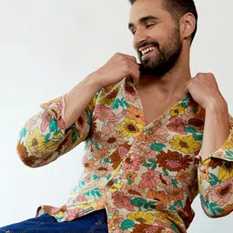 Campus Sutra Classic Floral Long Sleeves Spread Collar Printed Casual Shirt-picture-35