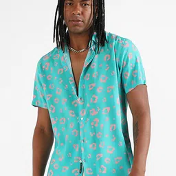 Campus Sutra Classic Abstract Printed Spread Collar Casual Shirt-image-96