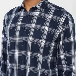 R&B Men Tartan Checks Opaque Checked Casual Shirt image 3