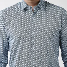 SOJANYA Men Blue & Off-White Regular Fit Printed Casual Shirt image 2