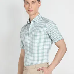 Arrow Gingham Checks Slim Fit Cotton Twill Formal Shirt image 2