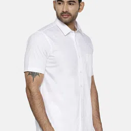Ramraj Spread Collar Opaque Cotton Casual Shirt image 3